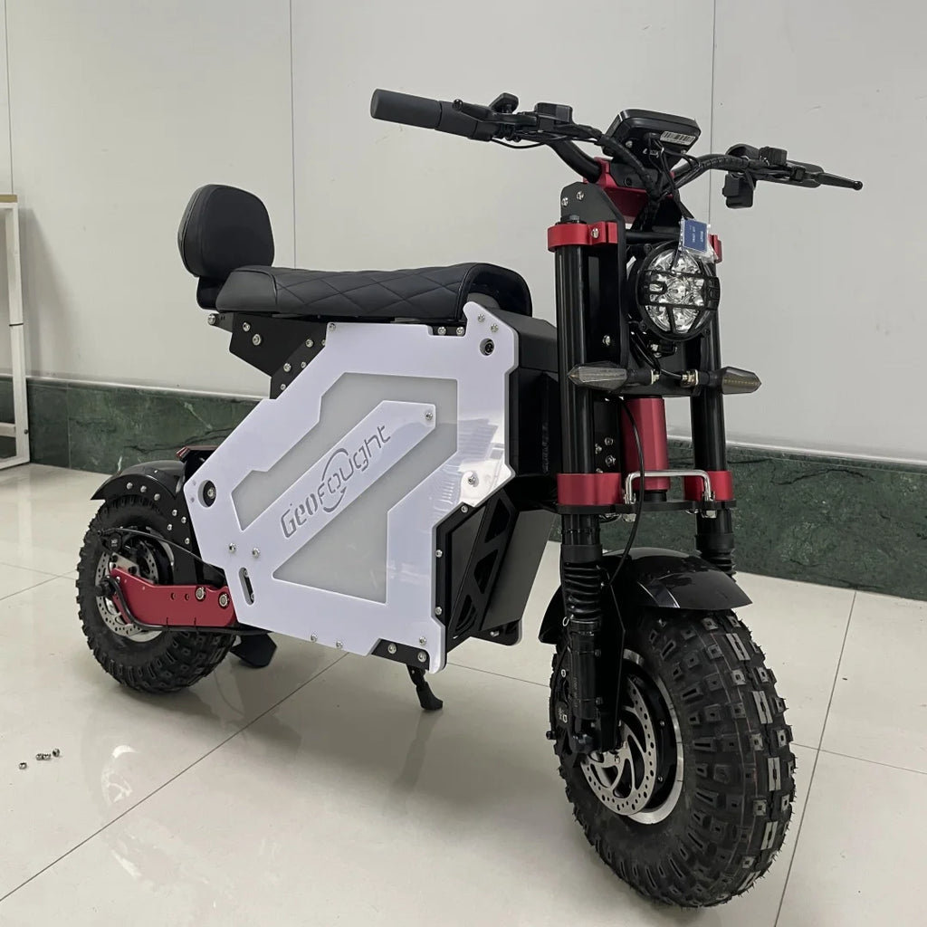 Scooter électrique  GEOFOUGHT Molo 5  | 5000W à 1500W 72V | Jusqu’à 180 km